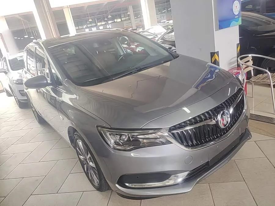 Buick GL6