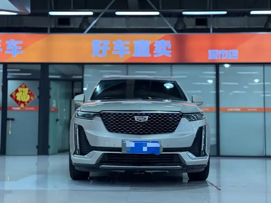 Cadillac XT6