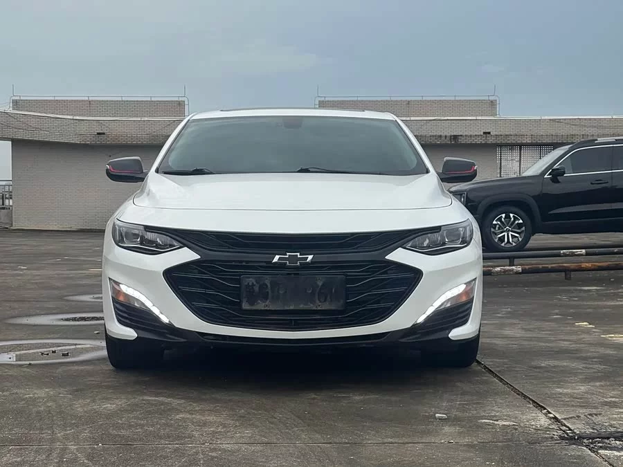 Chevrolet Malibu XL