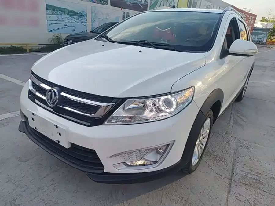Dongfeng AX3