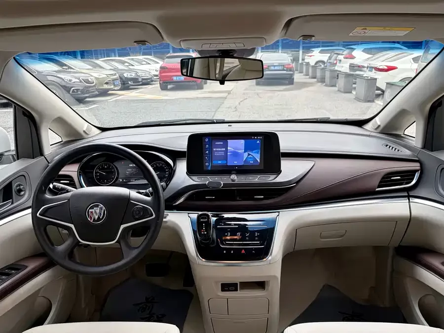 Buick GL8