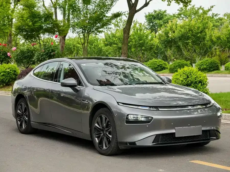 Xpeng P7