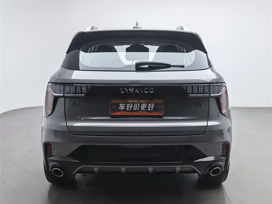 Lynk & Co 01