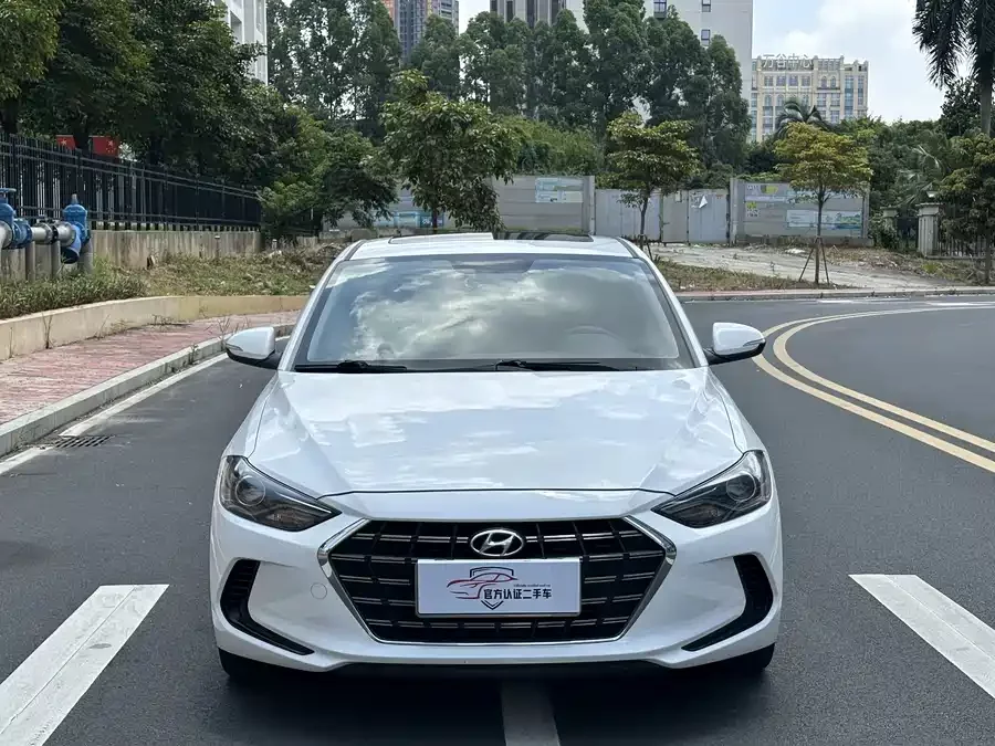 Hyundai elantra