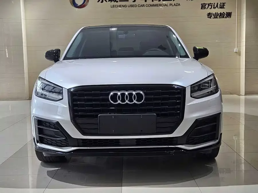 Audi Q2L