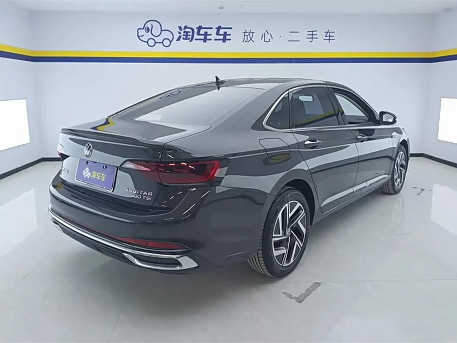 Volkswagen Sagitar