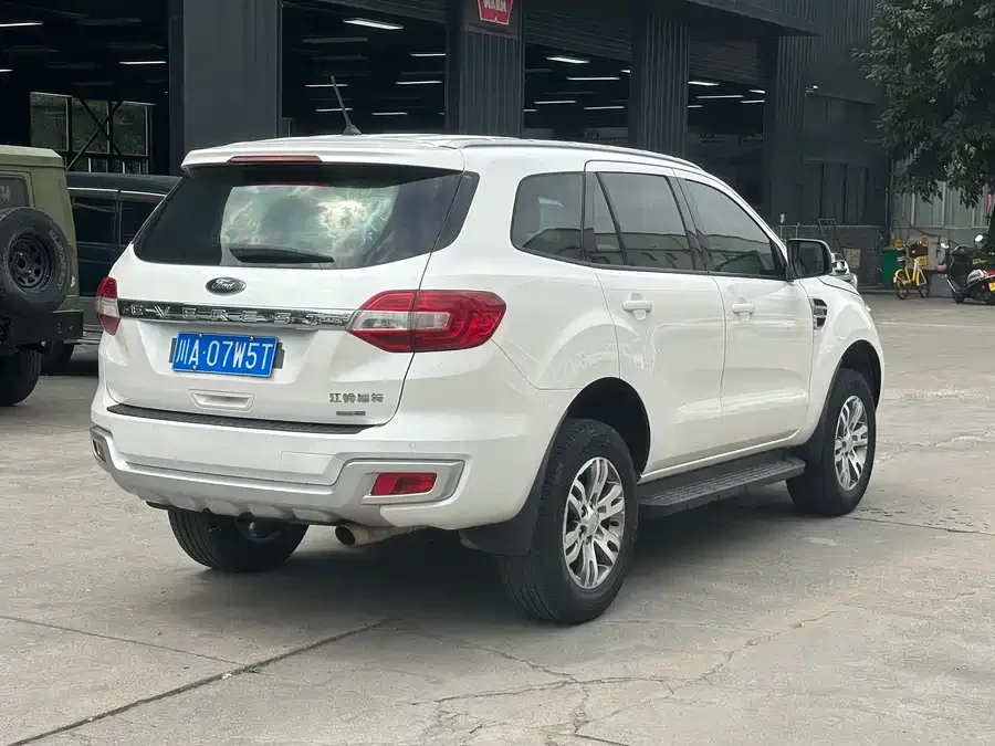 Ford Everest