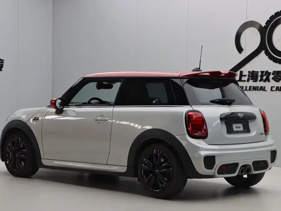 MINI JCW