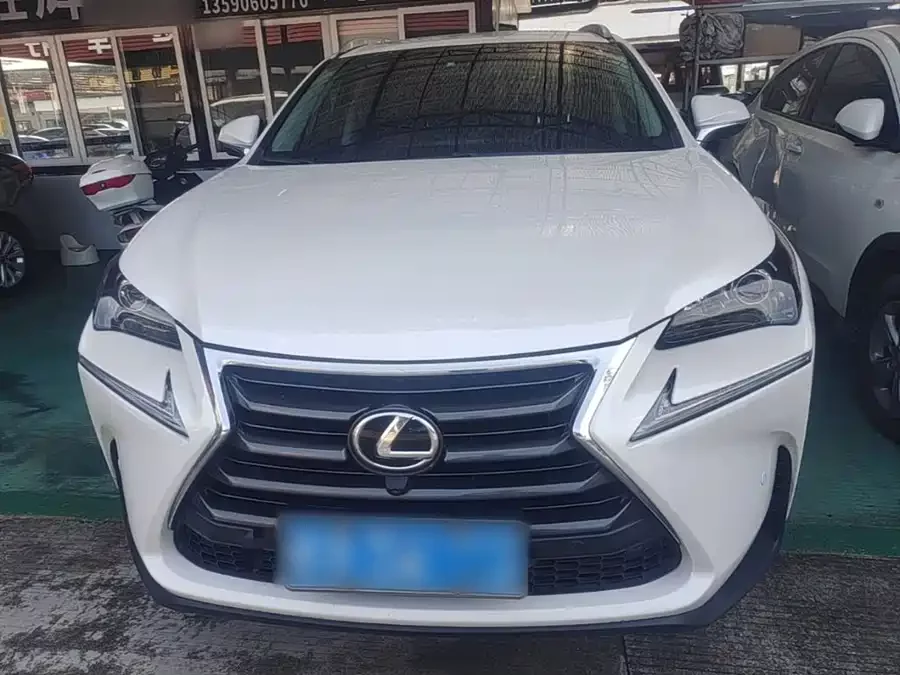 Lexus NX