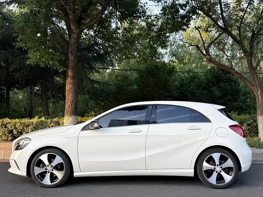 Mercedes-Benz Grade A