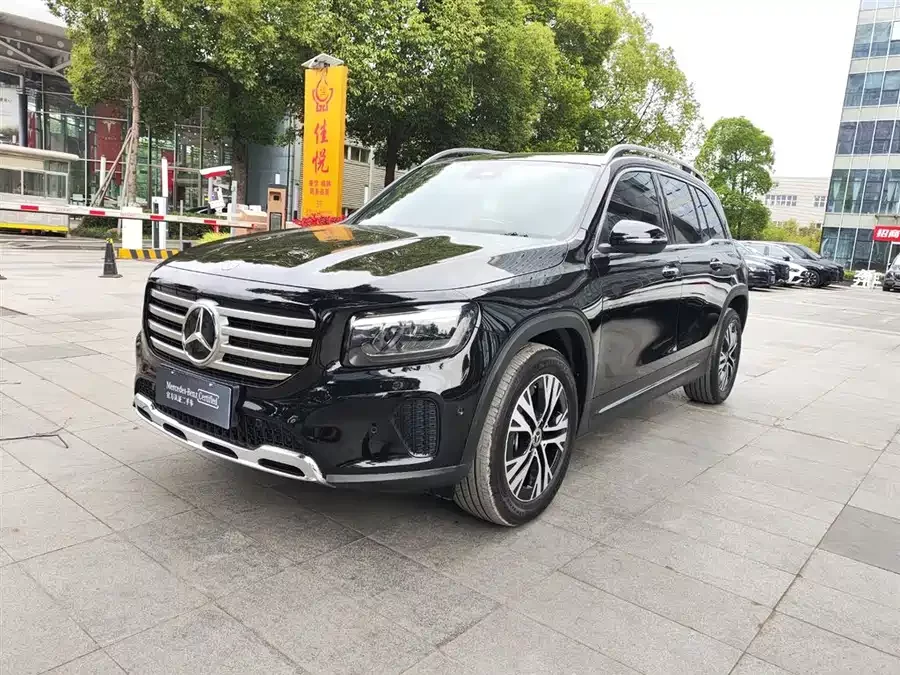 Mercedes Benz GLB