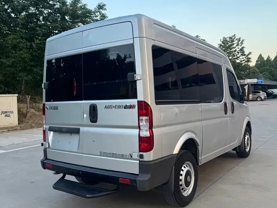Dongfeng Yufeng