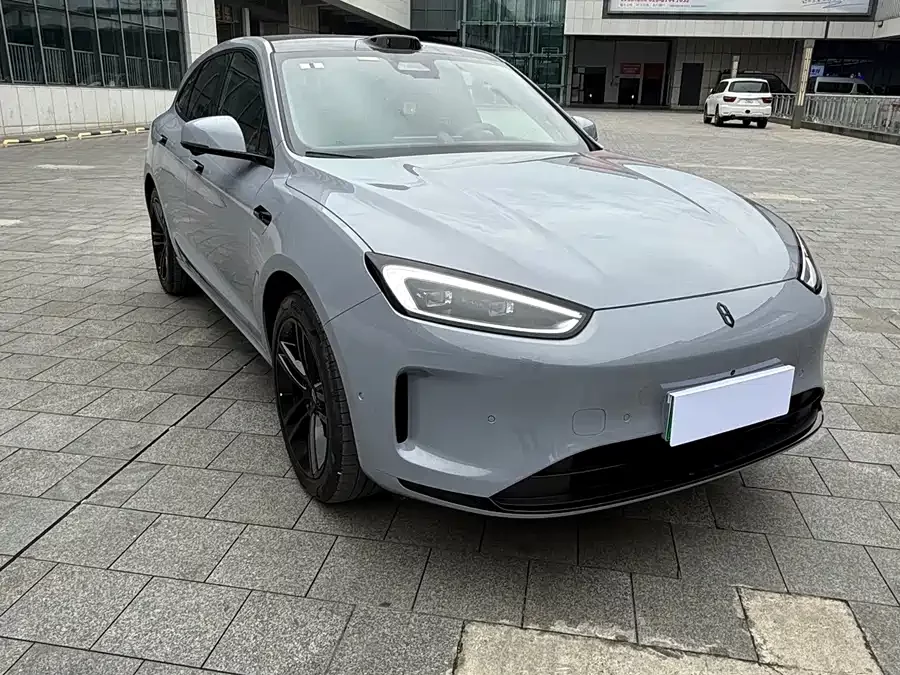 AITO Wenjie M5