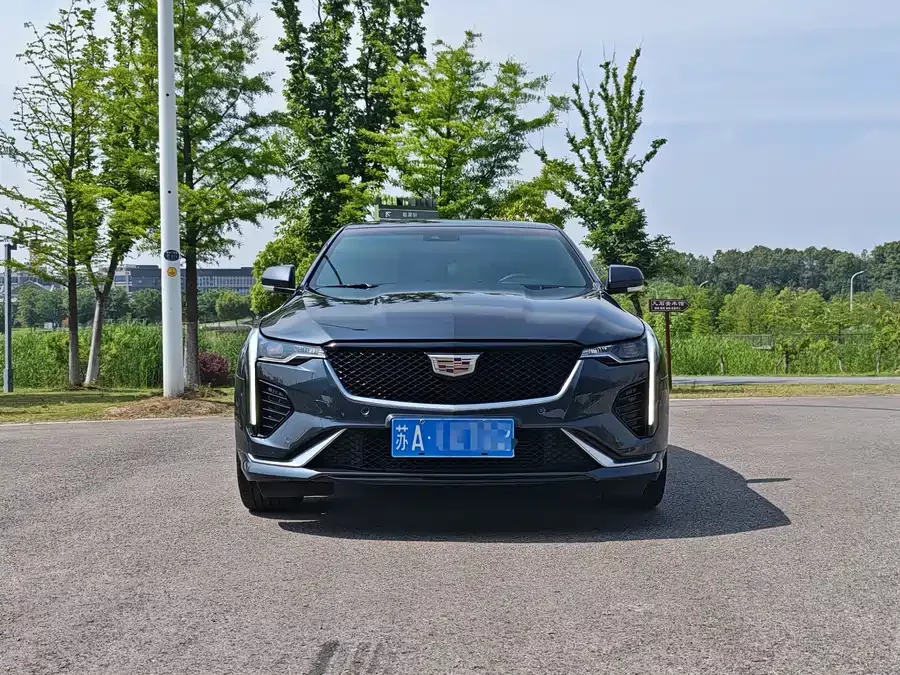 Cadillac CT4