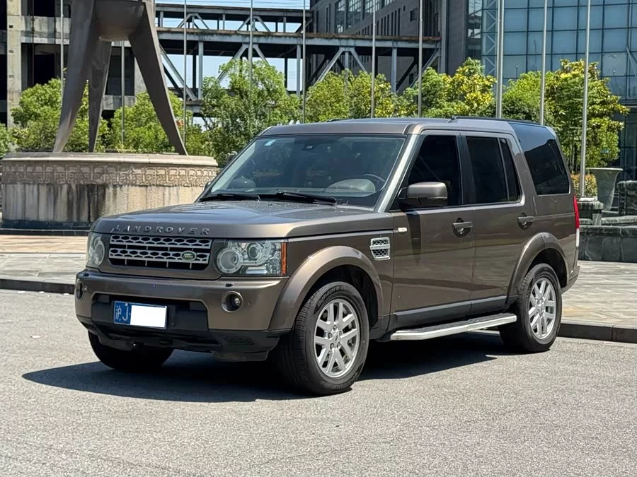Land Rover finds