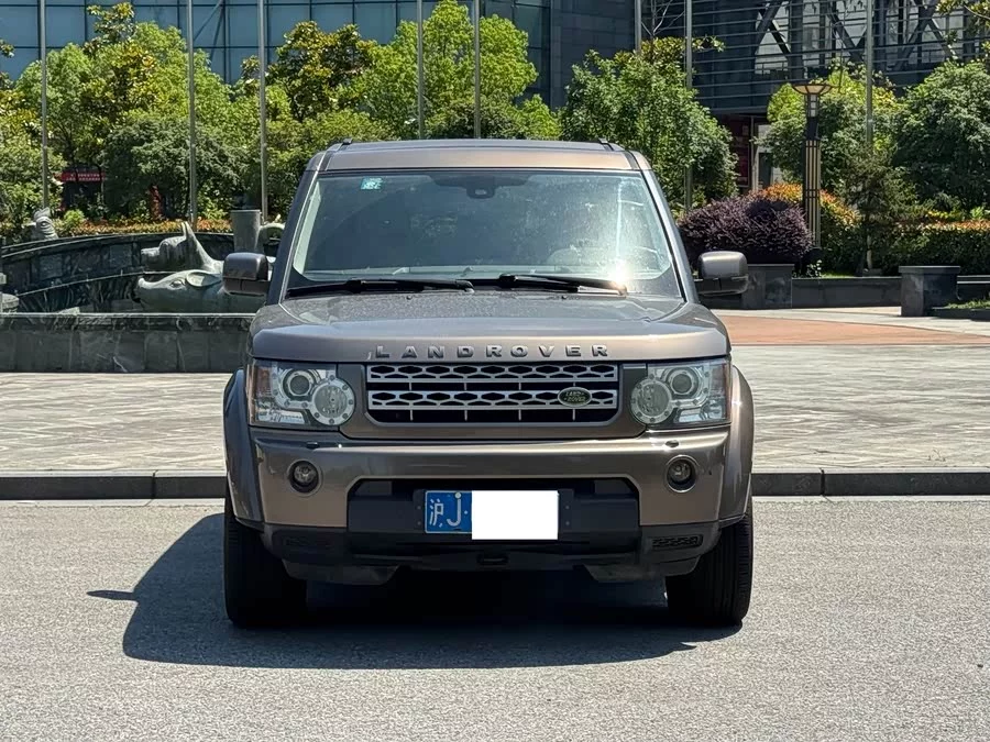 Land Rover finds