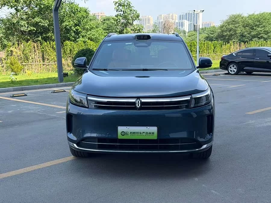 AITO Wenjie M7