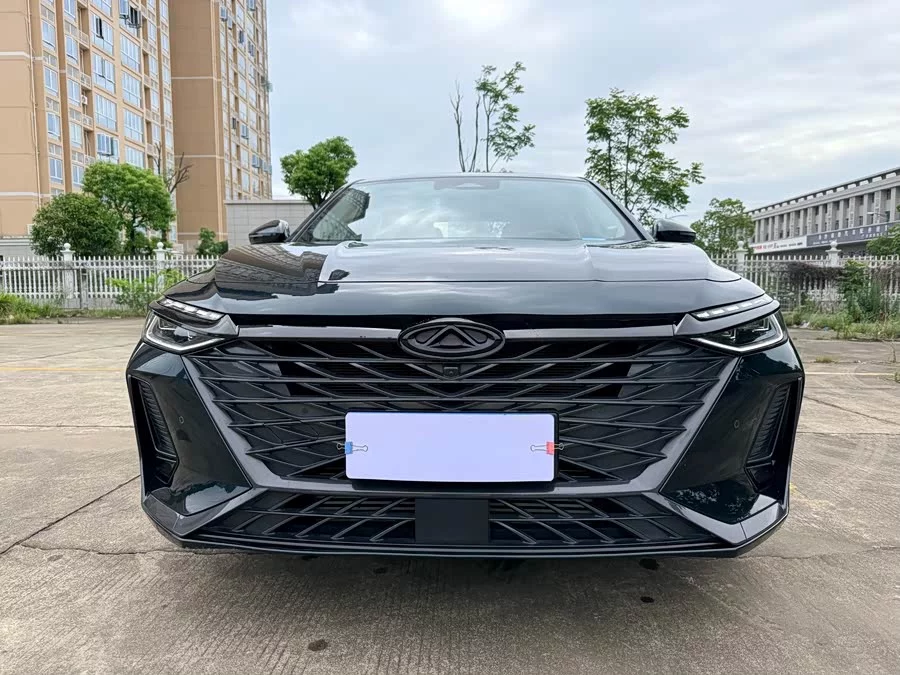 Chery Arrizo 8