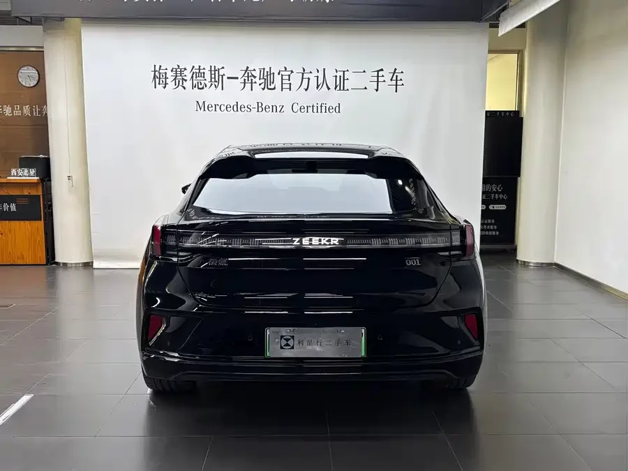 Zeekr 001