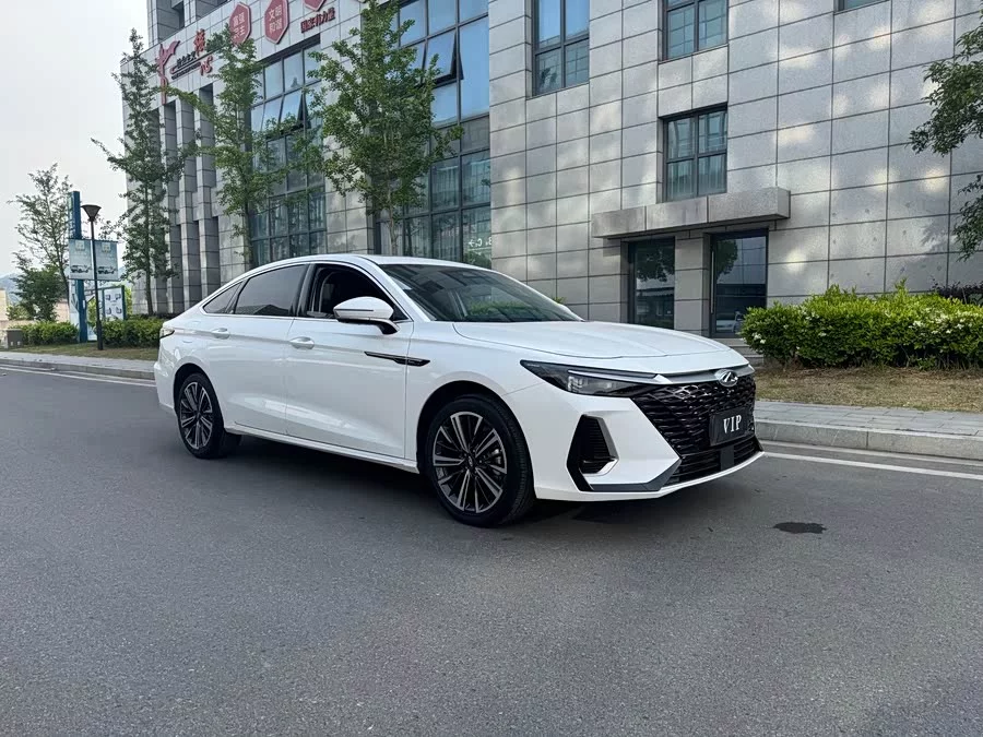 Chery Arrizo 8