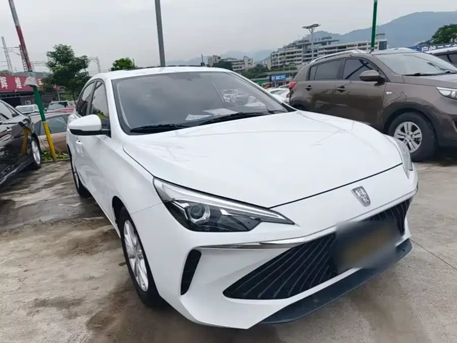 Roewe i5