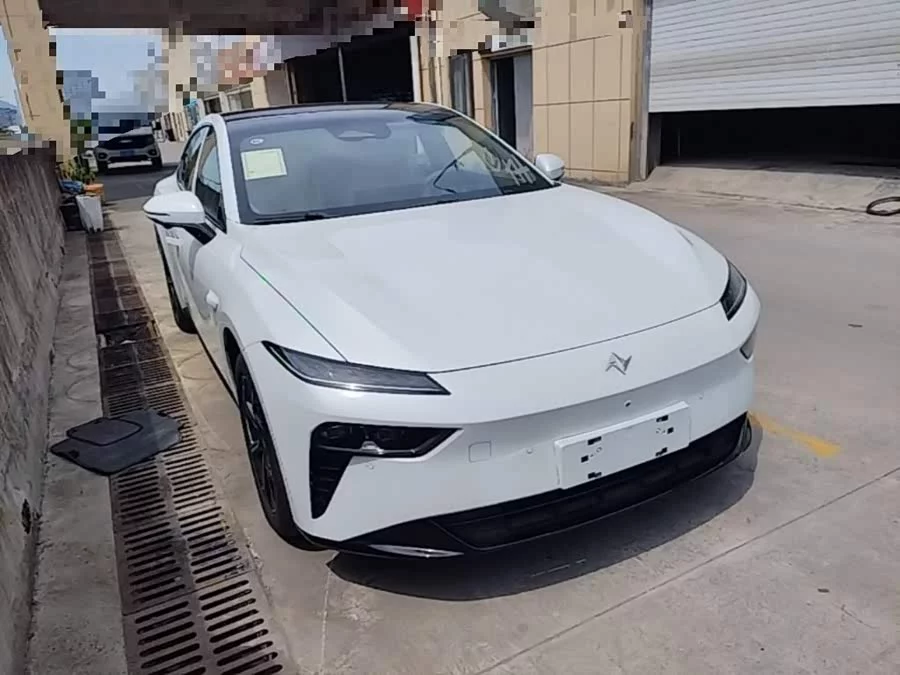 Dongfeng eπ007