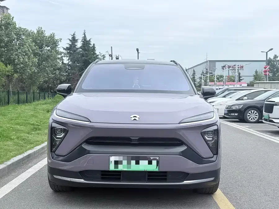 NIO ES6