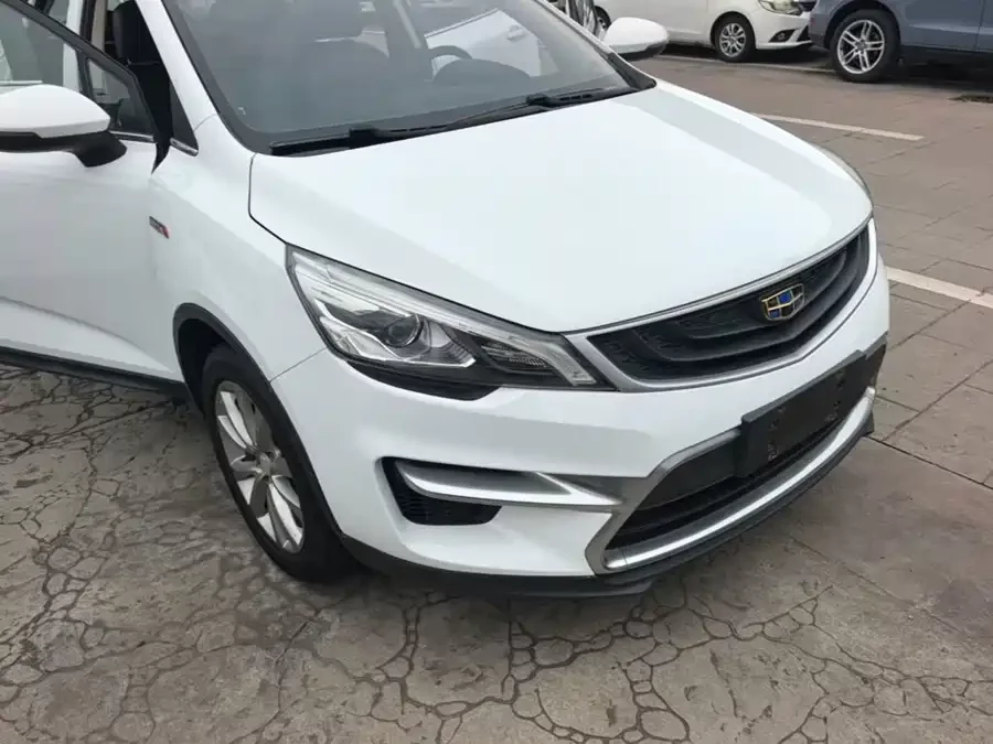 Geely Emgrand GS