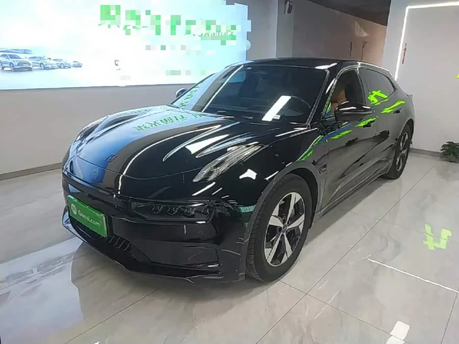Zeekr 001