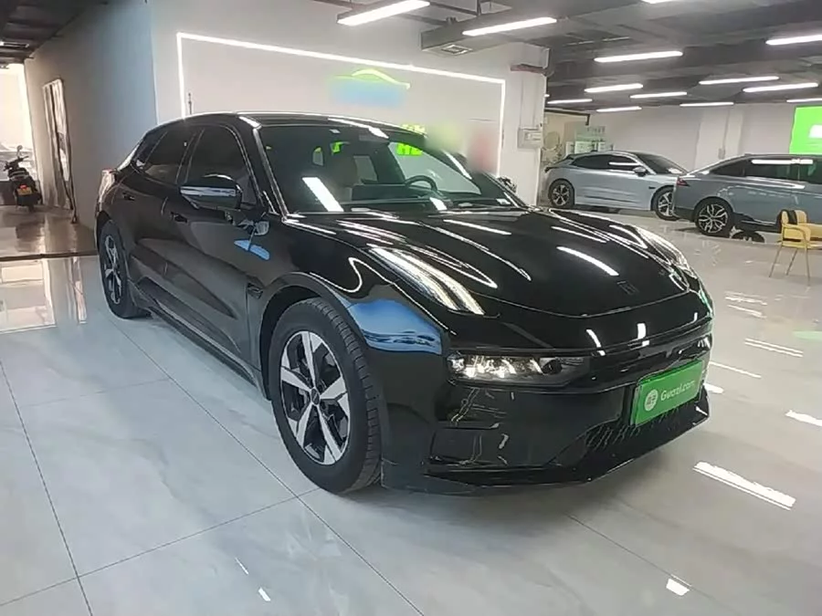 Zeekr 001