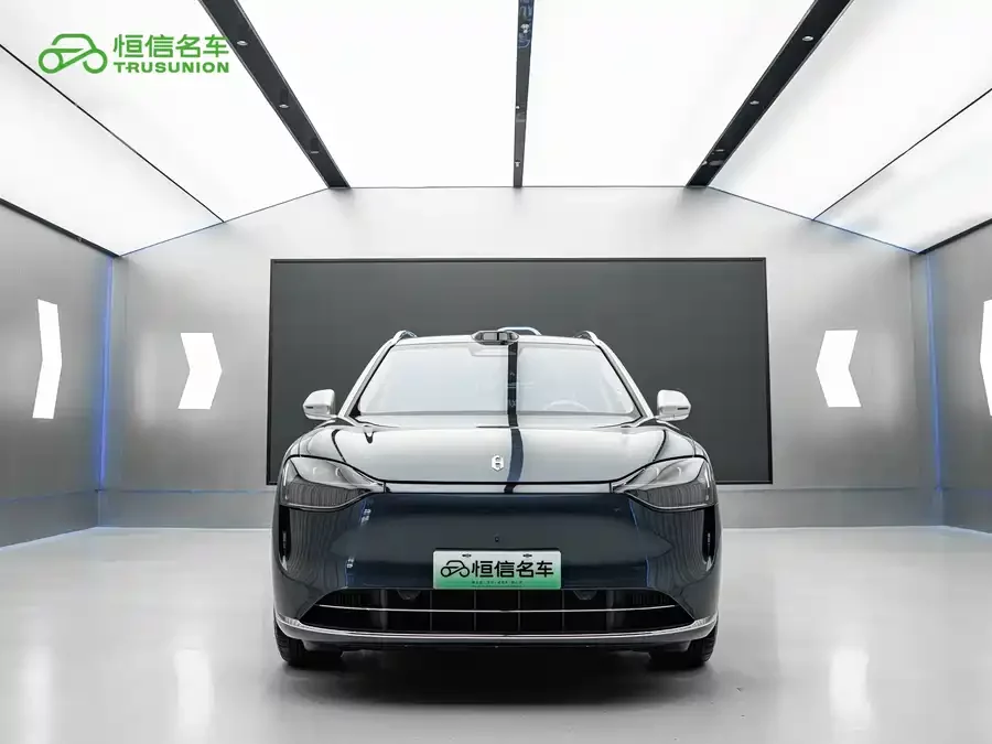 AITO Wenjie M9
