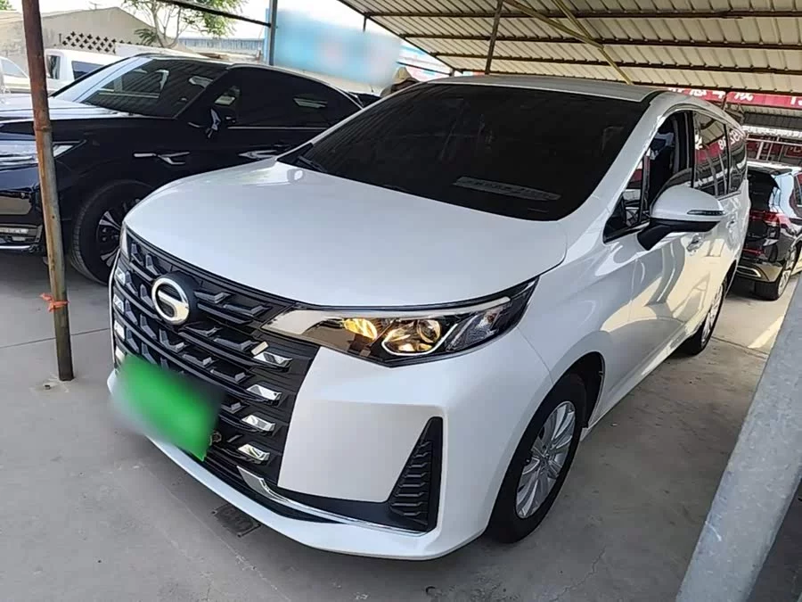GAC Trumpchi M6