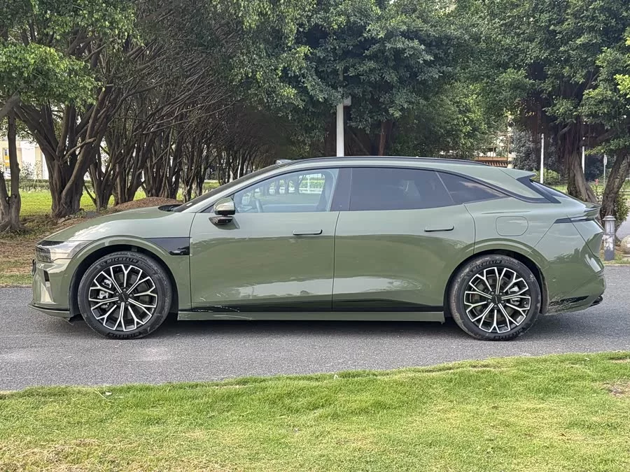 Zeekr 007GT