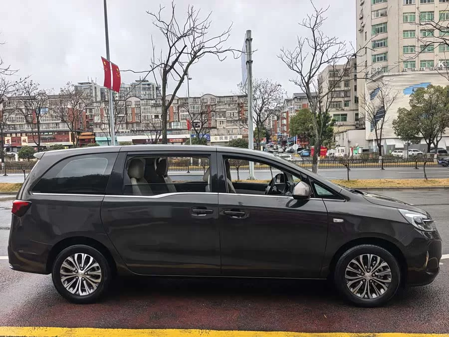 Buick GL8