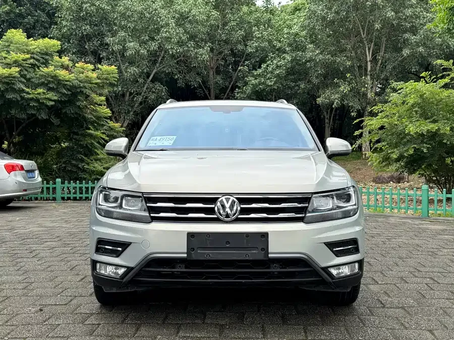 Volkswagen Tiguan L