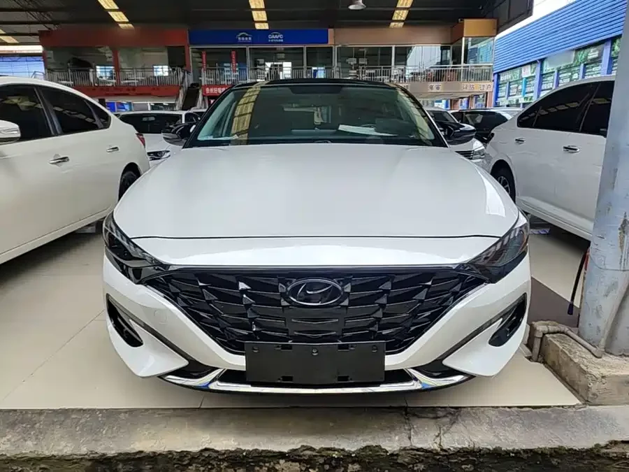 Hyundai Festa