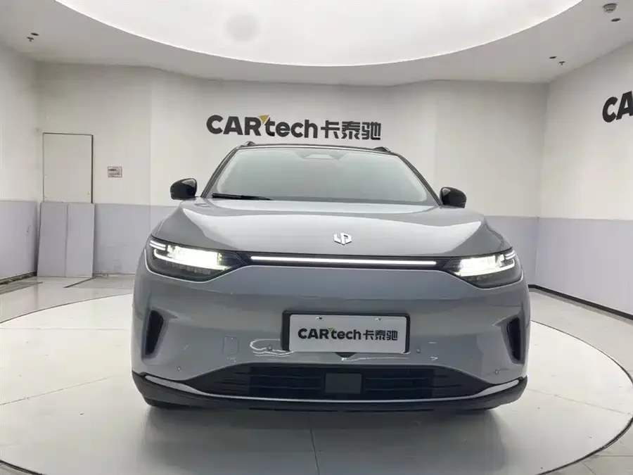 Leapmotor C11