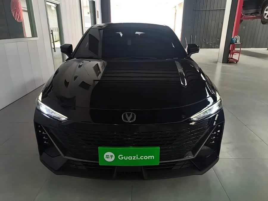 Changan UNI-V