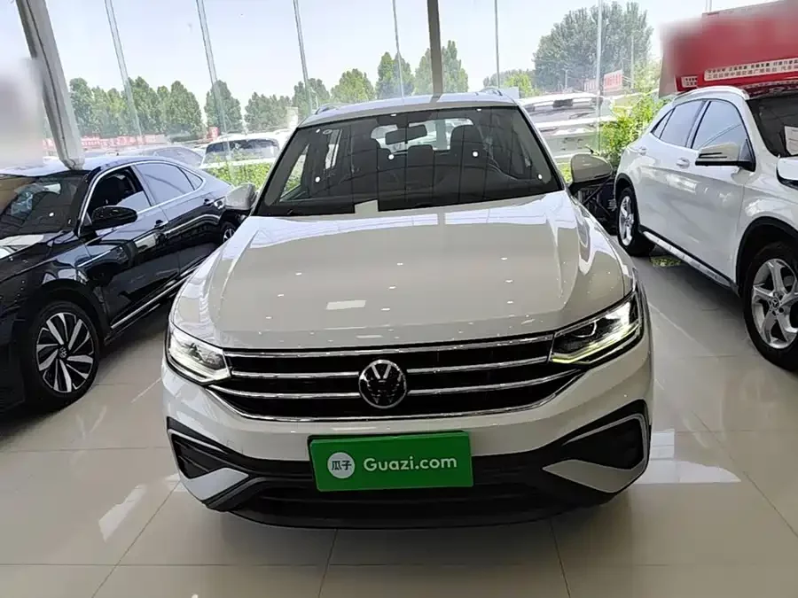 Volkswagen Tiguan L