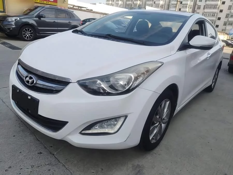 Hyundai Elantra