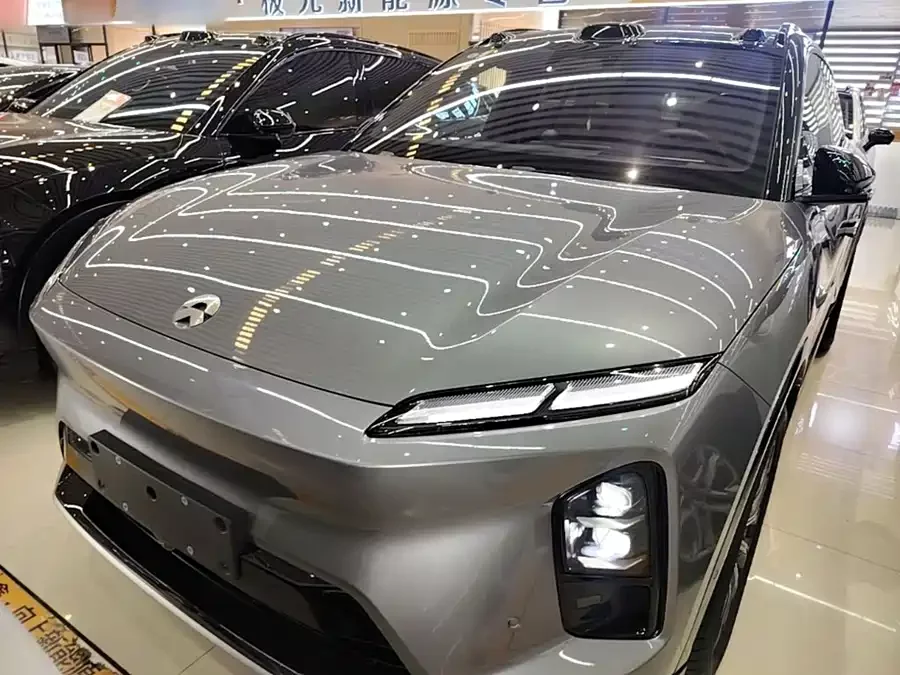NIO ES6
