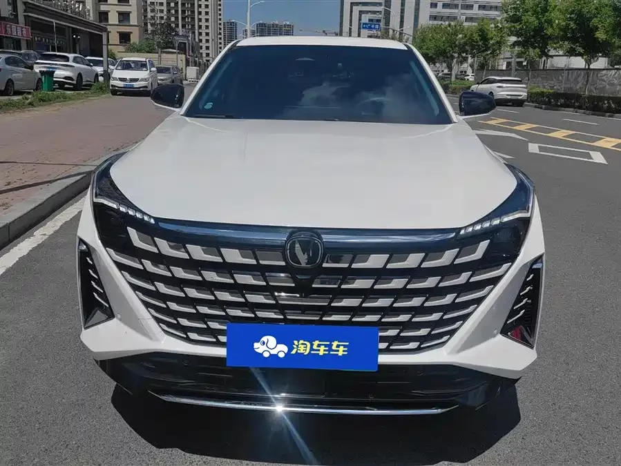 Changan UNI-Z PHEV