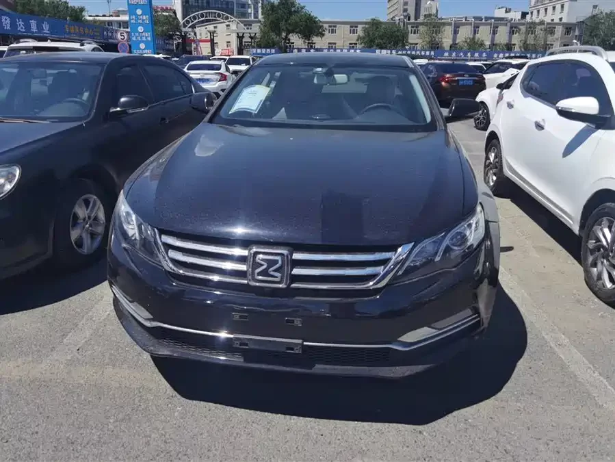 Zotye Z700