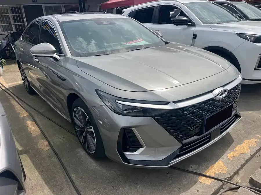 Chery Arrizo 8