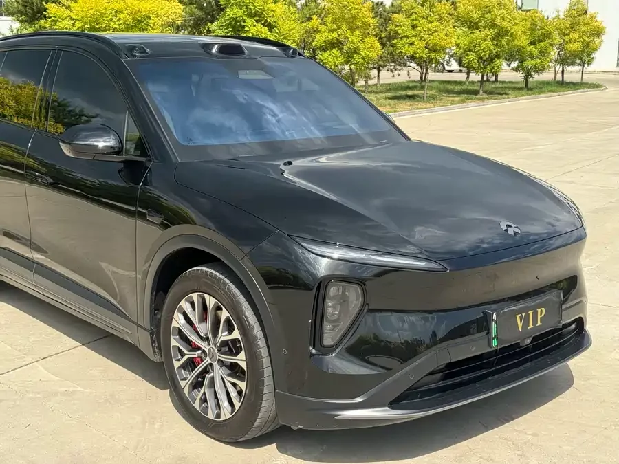 NIO ES6