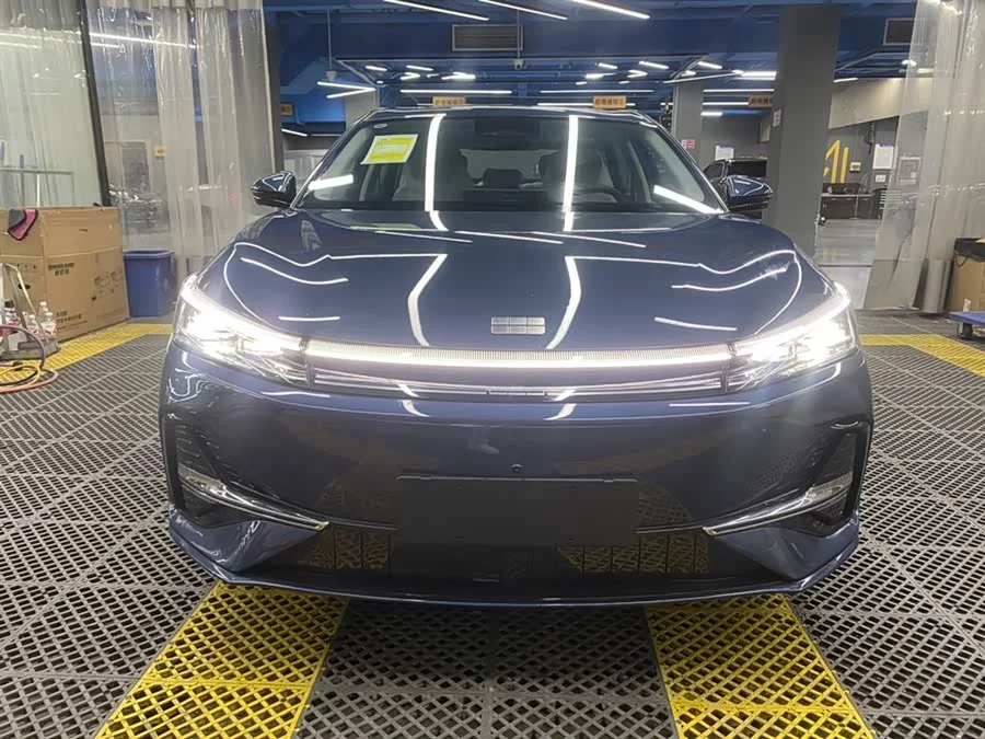 Geely Galaxy A7 EM