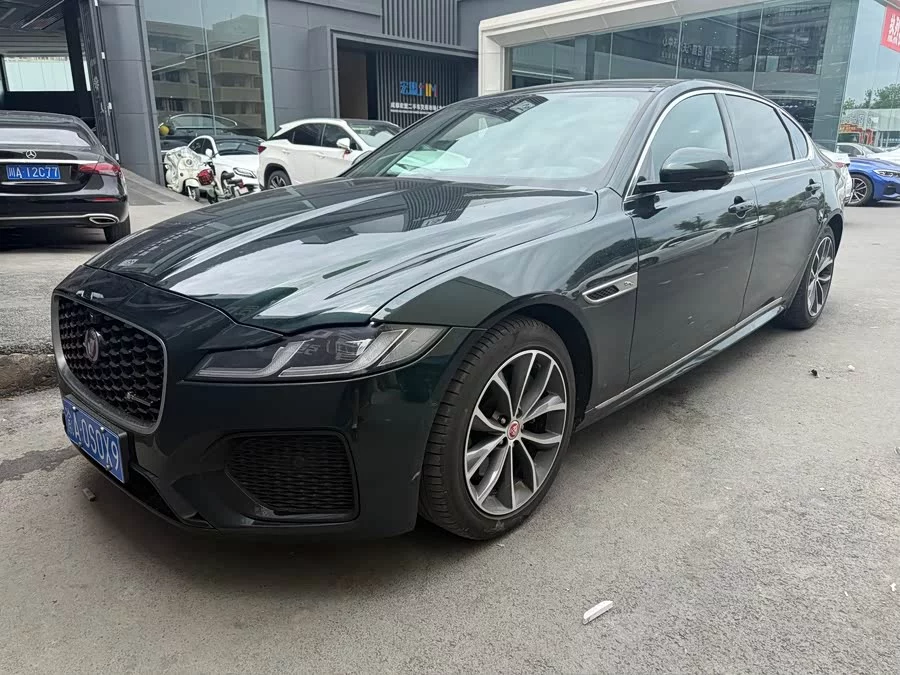 Jaguar XFL