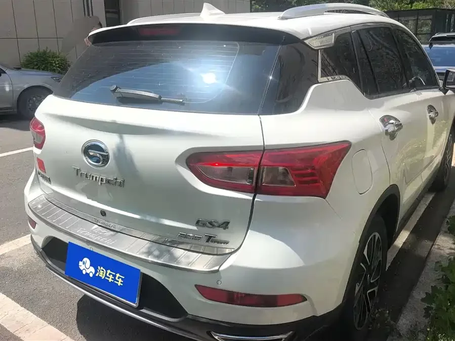 GAC Trumpchi GS4