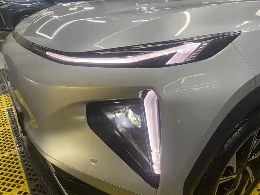 Geely Galaxy L7