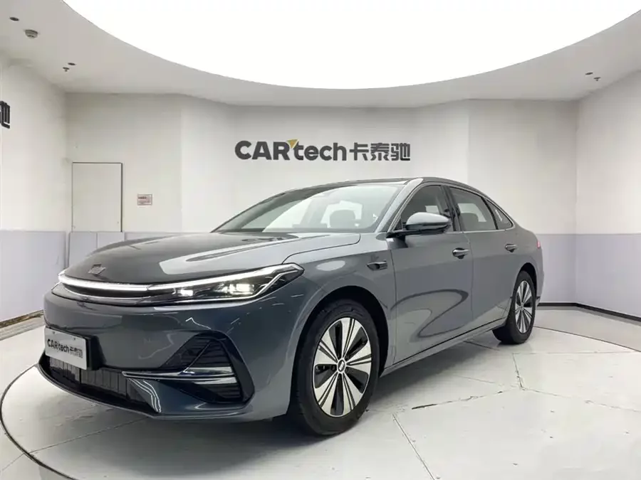 Geely Galaxy A7 EM